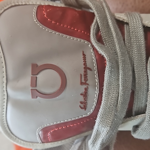 Ferragamo men sneakers! Gray/burgundy 11D - Picture 6 of 6